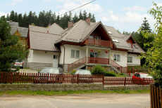KARKONOSZE hotele w Karpaczu góry Sudety pokoje noclegi wypoczynek w Polsce